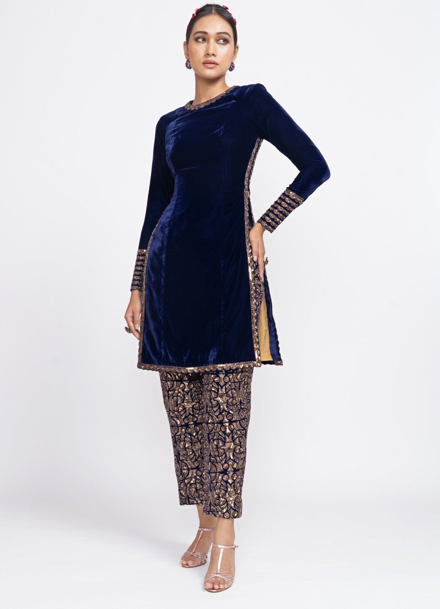 Navy Blue Velvet Kurta Set - Vvani by Vani Vats- Fabilicious Fashion