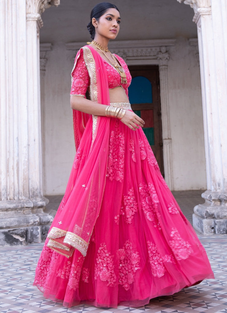 POWDER PINK LEHENGA-Shrena Hirawat-Fabilicious Fashion  Indian fashion  dresses, Indian outfits lehenga, Indian designer outfits