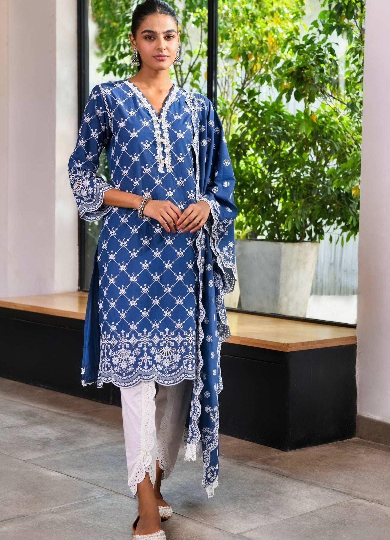 Buy Red Maheshwari Silk Embroidered Silver Work Kurta And Dhoti Pant Set  For Women by Jajobaa Online at Aza Fashions.